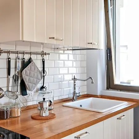 Cozy Flat And Terrace - 2 Min From The By Sweet Puglia בית נופש