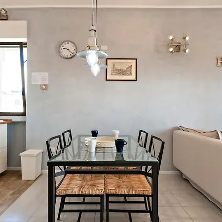 בית נופש Cozy Flat And Terrace - 2 Min From The By Sweet Puglia גאליפולי